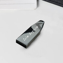 Kendin Tasarla Metal Usb Flash Bellek | 32 Gb